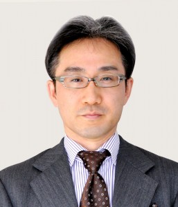 産婦人科医　後　賢